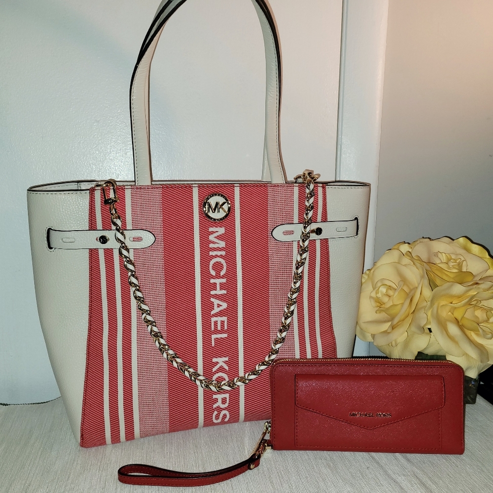 Michael Kors Carmen tote and jet set wallet bundle!